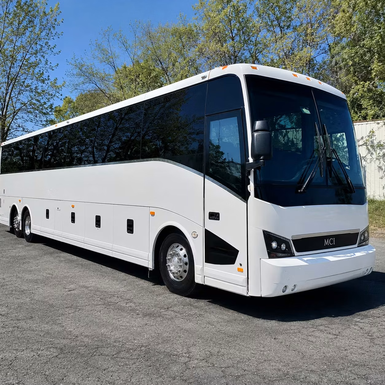 airport transfer shuttles for kirkland corporate groups