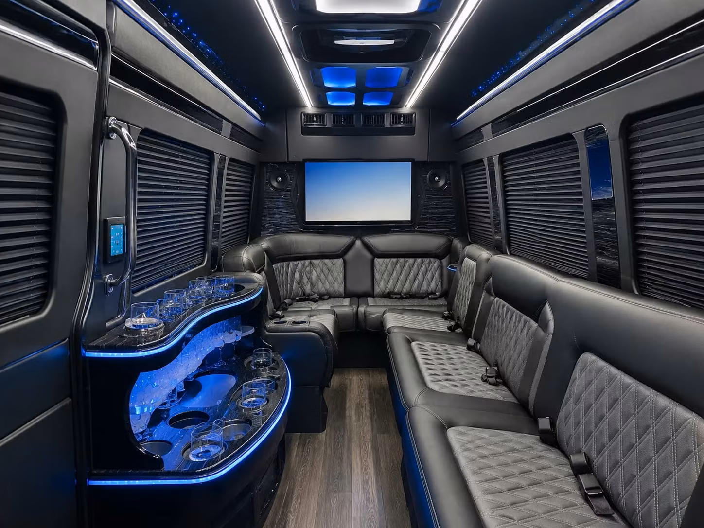 bus rental options for kirkland trips